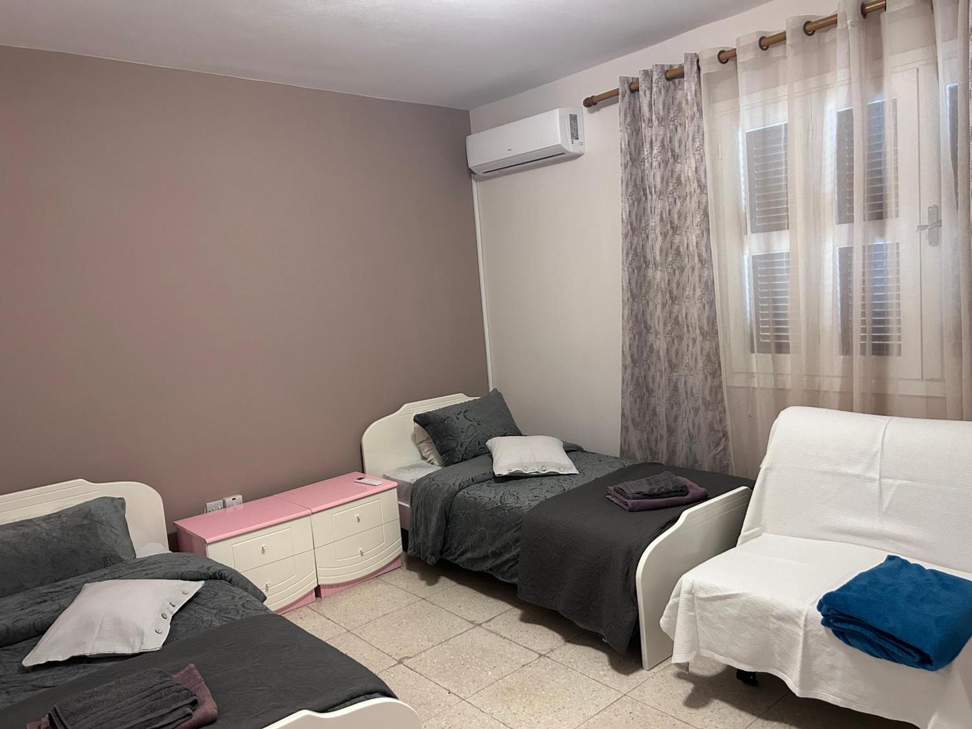 Ptolemaidos Cosy Family Apartment Ларнака Екстериор снимка
